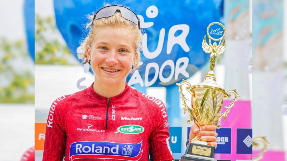 Ciclista suiza Petra Stiasny gana el Grand Prix Boquerón en el inicio del Tour El Salvador 2025
