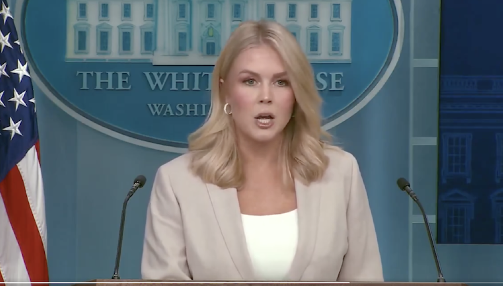 La Casa Blanca sostiene que salvadoreño deportado «por error administrativo» era pandillero de la MS-13