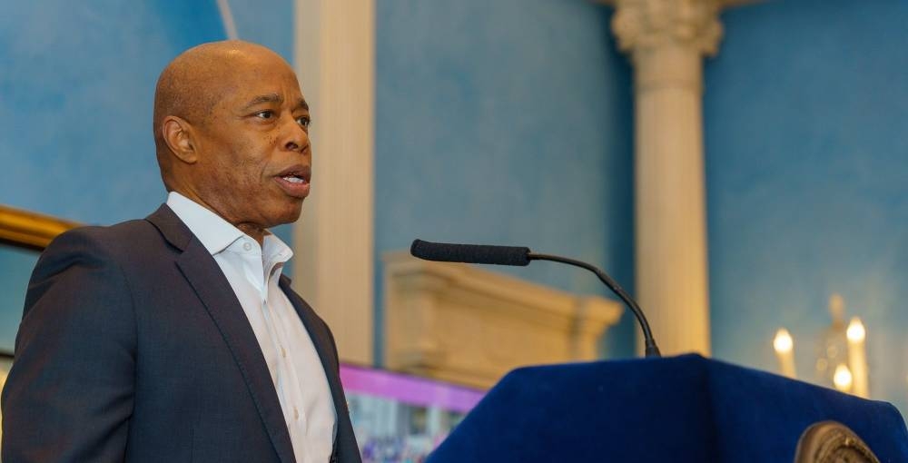 La Justicia de EE.UU. desestima los cargos de corrupción contra el alcalde de Nueva York