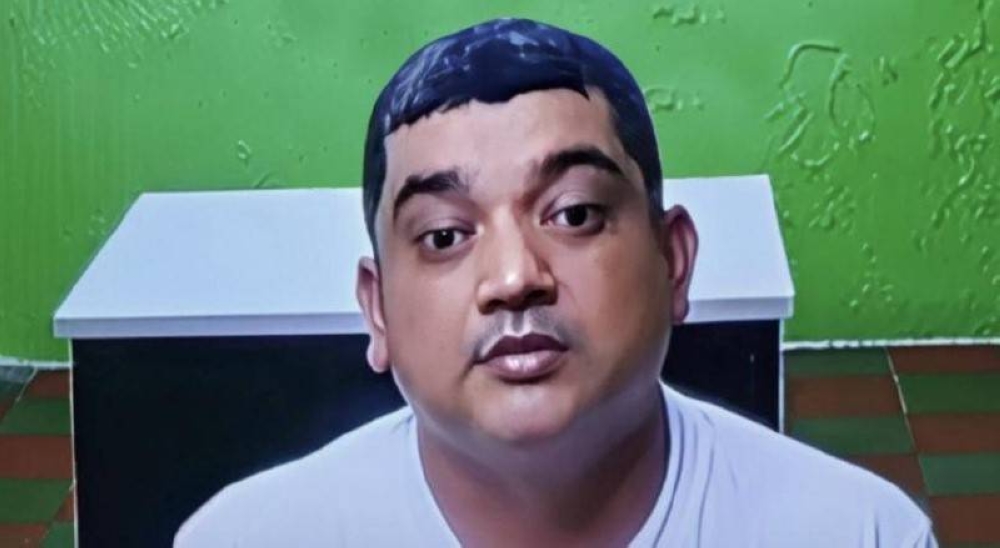 Sentencian a seis años de cárcel a exempleado de un centro penal por exigir $2,500 a familiar de un reo