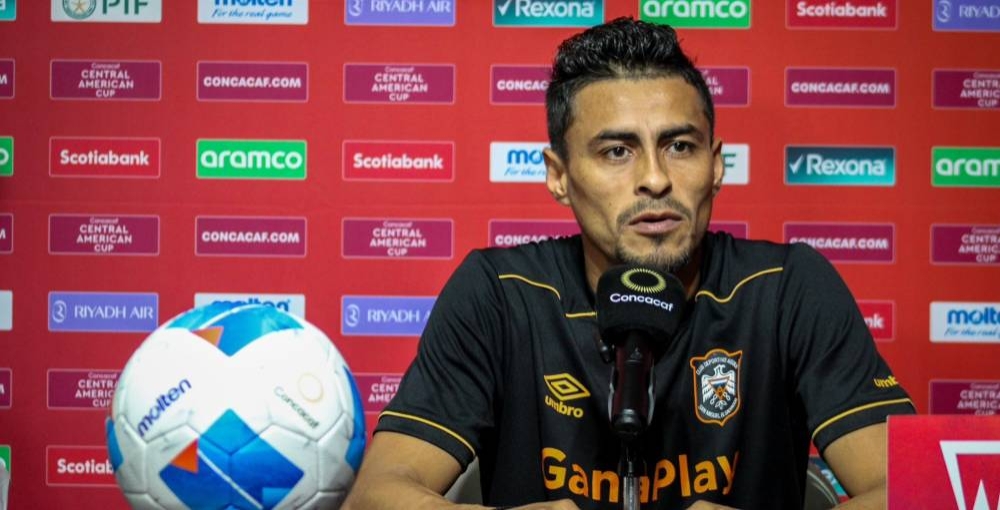 Darwin Cerén: «Jugar a puerta cerrada es una decisión que afecta a los jugadores directamente»