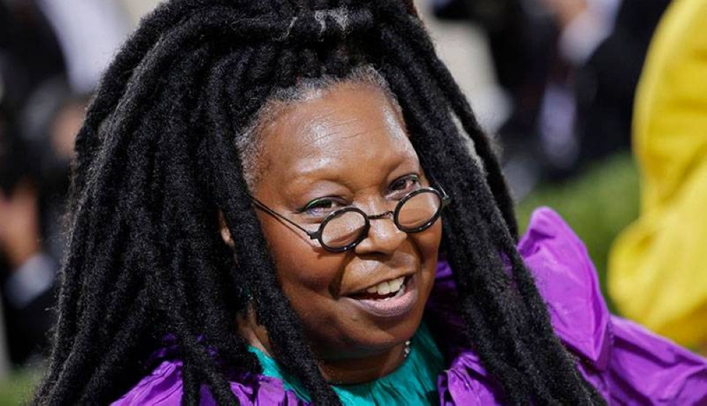 El impacto de los aranceles de Trump alcanza una de las marcas de Whoopi Goldberg