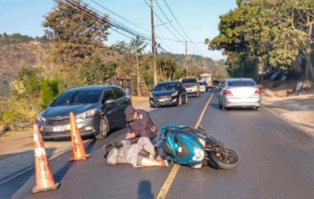 Al menos tres muertos y 10 heridos dejaron accidentes de tránsito desde la noche del jueves