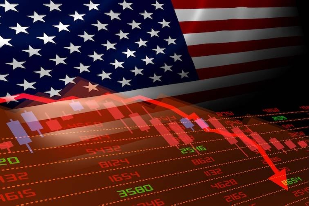 Wall Street cae casi el 6 % en su peor día desde 2020 por terremoto arancelario de Trump