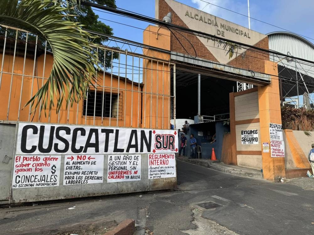Sindicato suspende labores en Cuscatlán Sur y acusa a alcaldesa de violaciones laborales y falta de diálogo