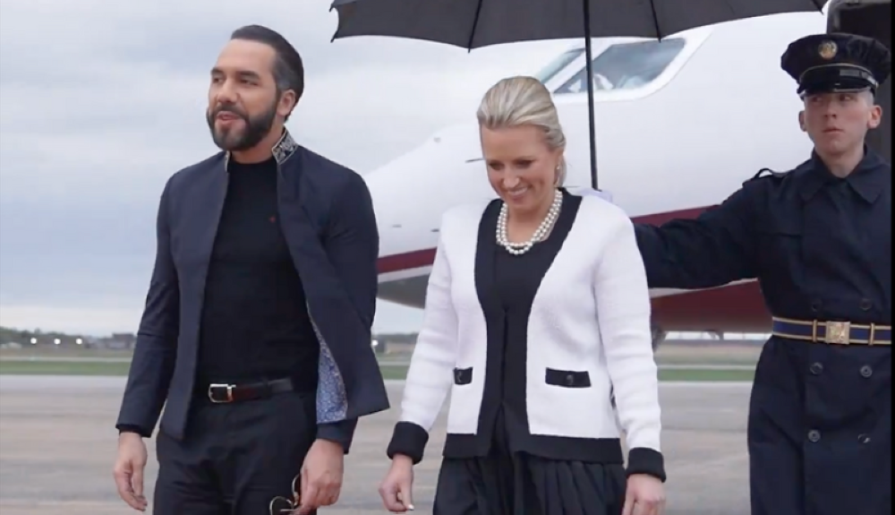 Nayib Bukele aterriza en EE.UU., donde el lunes se reunirá con Donald Trump