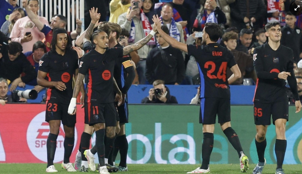 El Barça sale más líder de Butarque