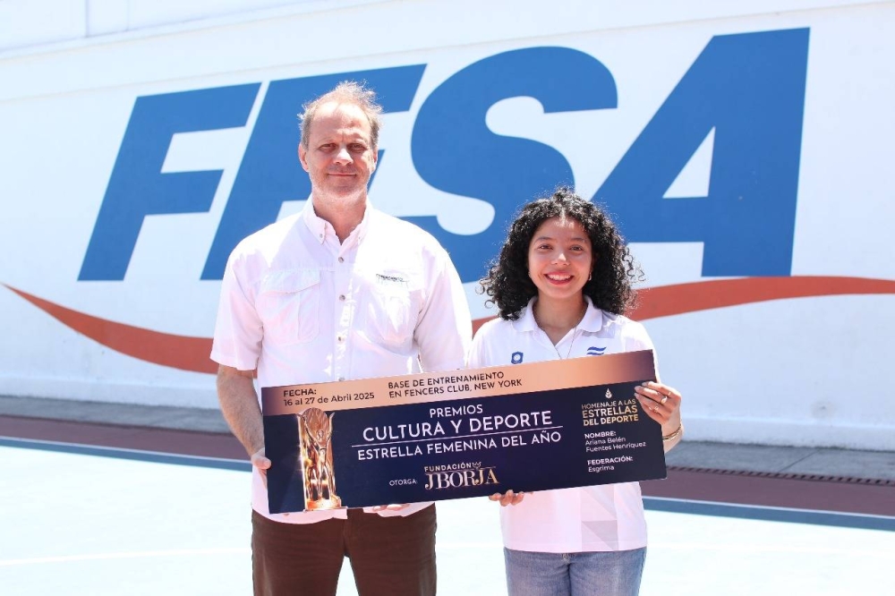 Belén Henríquez, la esgrimista salvadoreña que viajará a Nueva York y sueña con el oro centroamericano