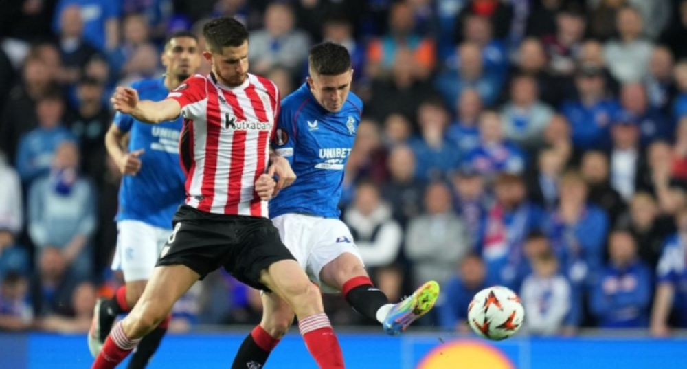 Entrenador del Rangers sigue pensando que el Athletic «es el favorito» para ganar la Liga Europa