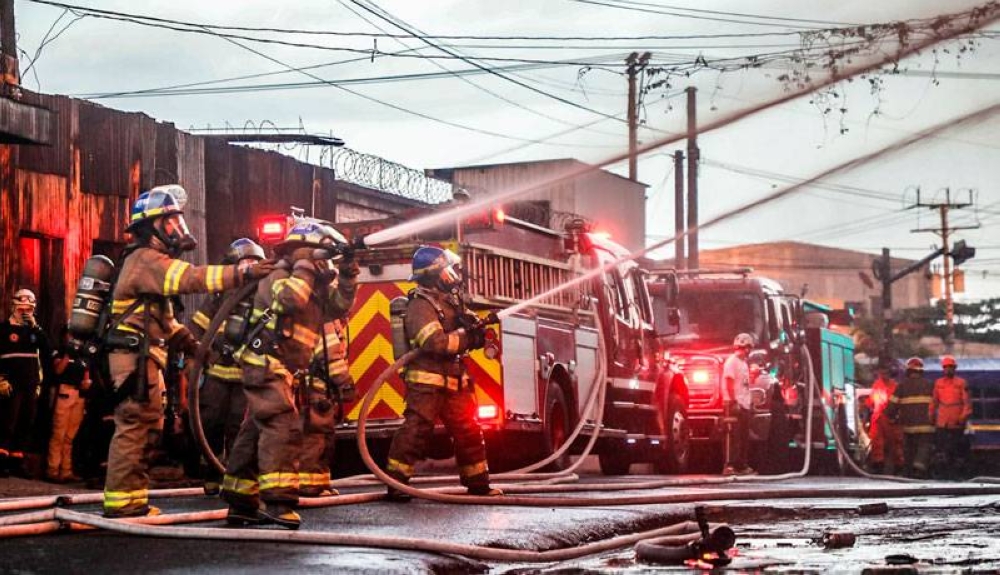 Bomberos comprará insumos para la atención de incendios y emergencias por más de $641,000