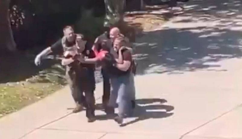 Hijo de una policía protagoniza el sexto tiroteo masivo de EE.UU. en 2025