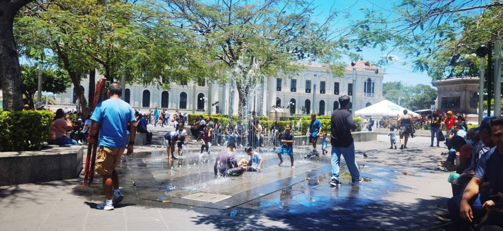 Un cálido viernes santo pronostica Medio Ambiente