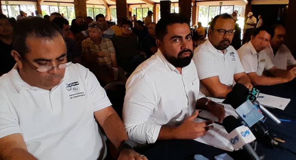 Transportistas piden reformas para importar autobuses con más años de fabricación