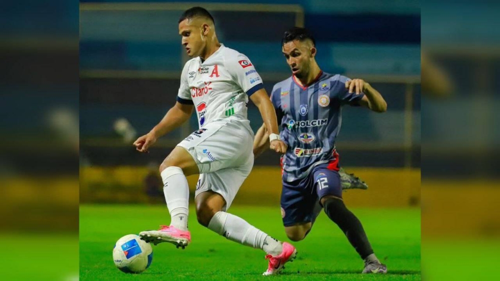 Alianza vence 1-0 a Isidro Metapán y asegura su lugar en cuartos de final