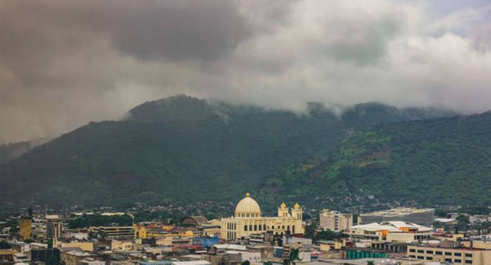 Un caluroso lunes tendrá lluvias por la noche