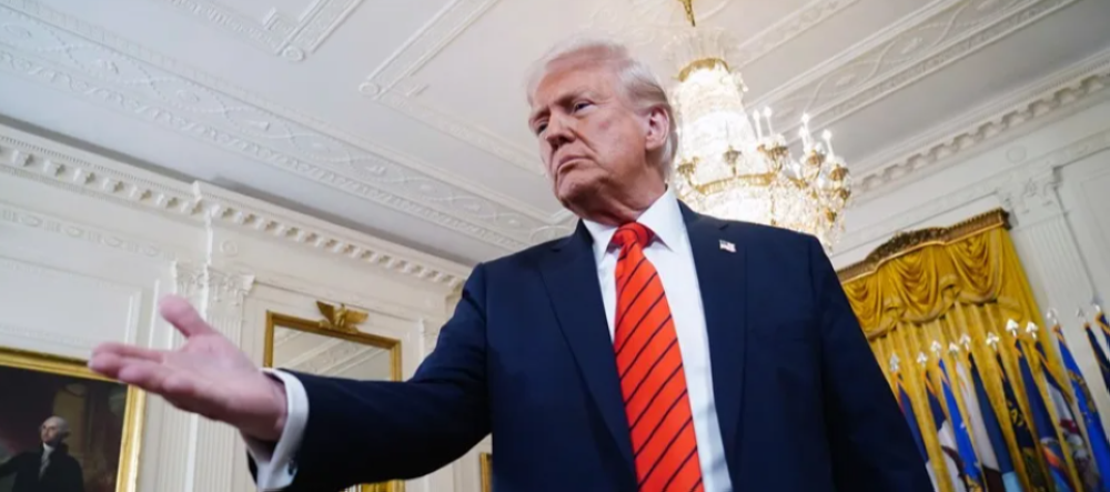 Primeros 100 días de Trump: su giro migratorio amenaza con crear una crisis constitucional