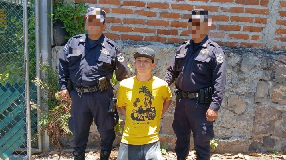 Arrestan a hondureño que fue grabado mientras robaba a mujer en colonia Miramonte