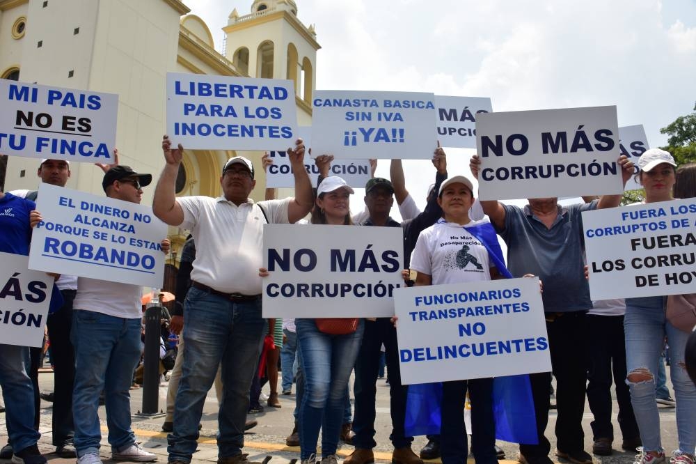 FMLN, Arena, Vamos y ambientalistas participarán en la marcha del 1 de mayo