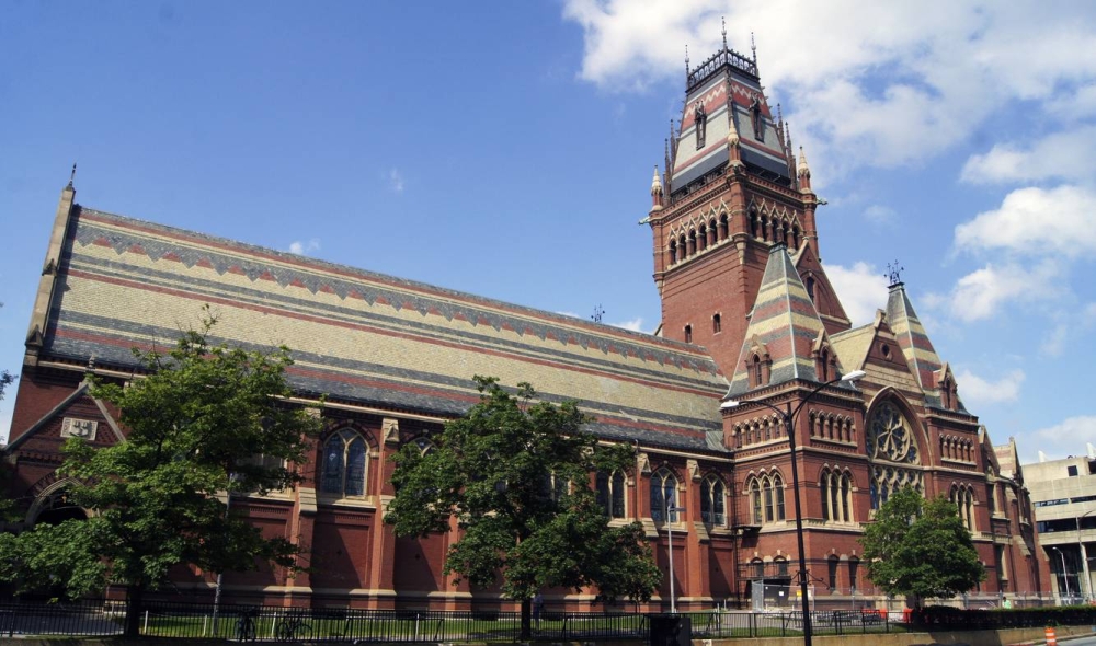 Harvard cede ante presiones de Trump y cambia el nombre de su departamento de diversidad