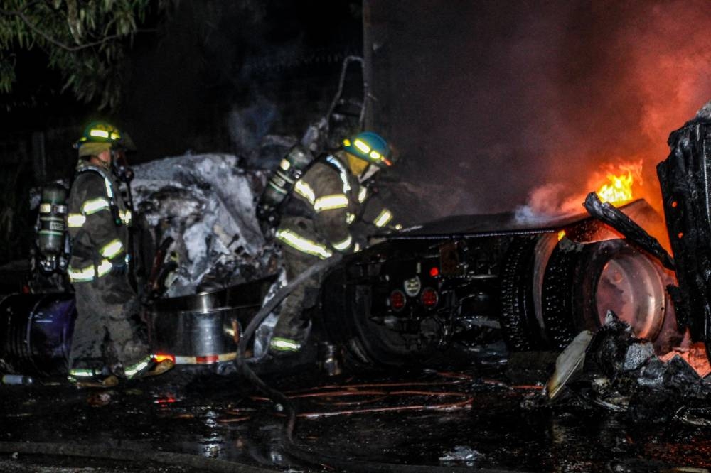 Dos cabezales se incendiaron en Nejapa este miércoles