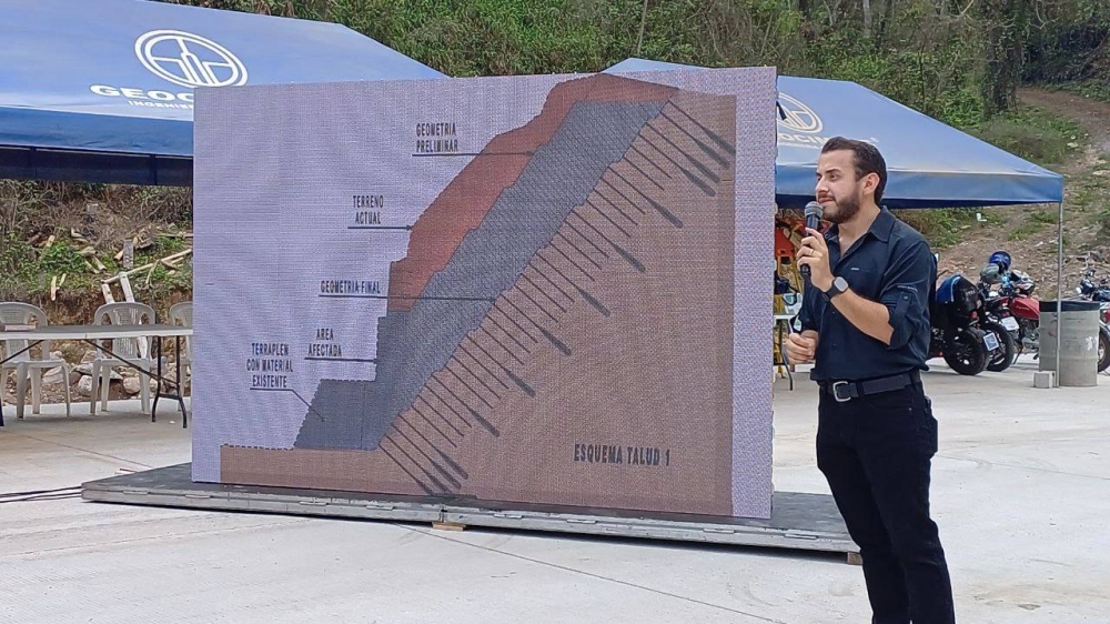 Ministro de Obras Públicas dice que «acostarán» siete taludes en Los Chorros