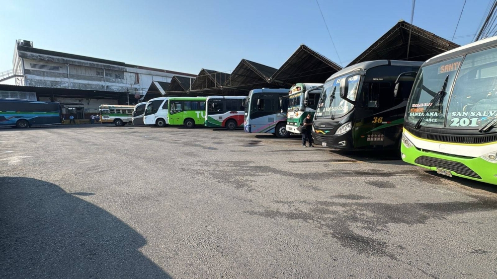 Verifican que buses de occidente cobren tarifa autorizada tras cierre de Los Chorros
