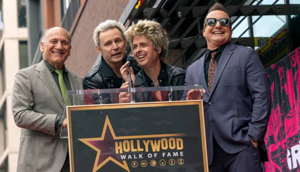 Green Day recibe su estrella en el Paseo de la Fama de Hollywood