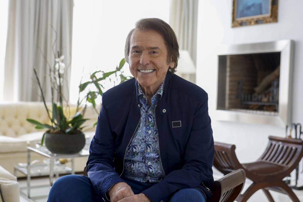 Raphael, tras su crisis de salud: «Si te digo que no me asusté, mentiría»