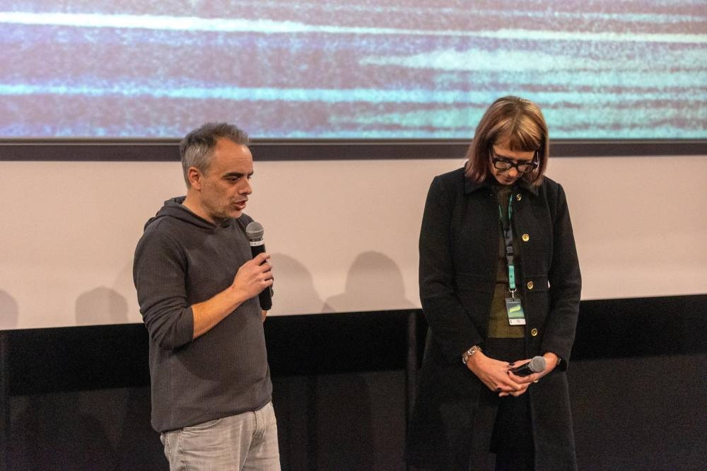 El director de «Rust»: «Ojalá nunca hubiera escrito esa maldita película»