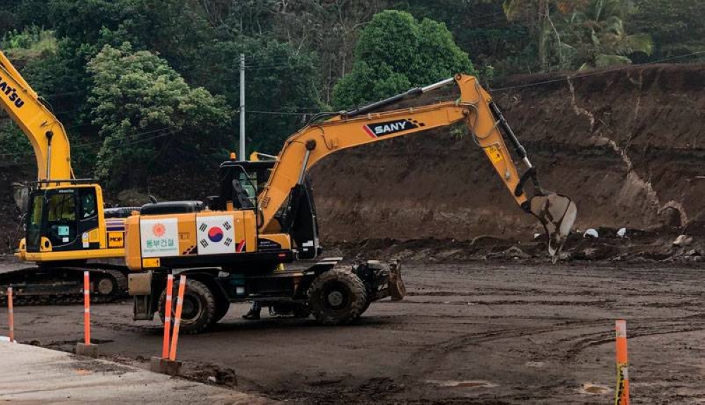 MOPT removió 10,000 metros cúbicos de tierra en talud de Los Chorros