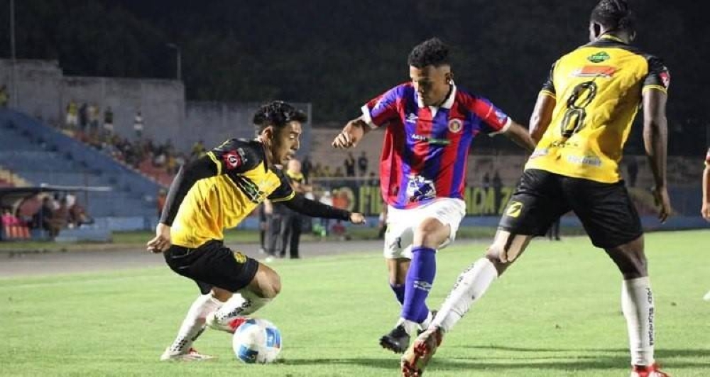 FAS, Platense y Fuerte San Francisco se juegan los últimos dos cupos a cuartos de final del Clausura 2025