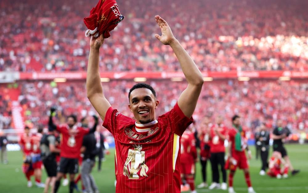 Trent Alexander-Arnold confirma que no seguirá en el Liverpool