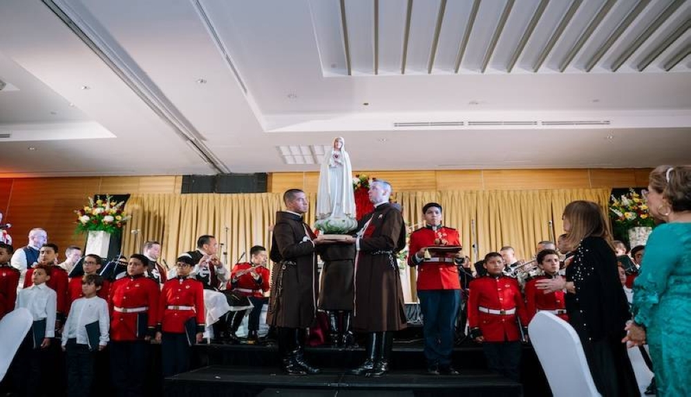 Heraldos del Evangelio celebran velada en honor a Virgen de Fátima