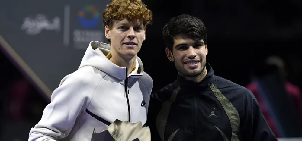 Carlos Alcaraz se enfrenta al regreso de Jannick Sinner