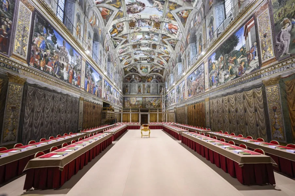 Inicia cónclave para elegir al sucesor del papa Francisco