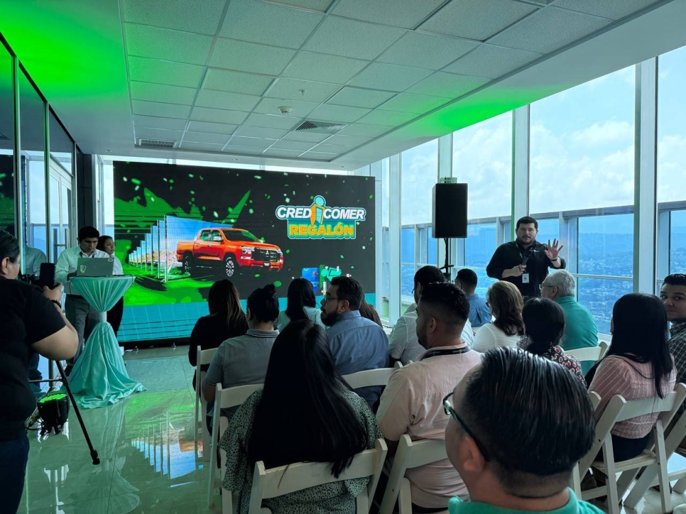 Credicomer entrega premios y anuncia sorteos continuos en promoción aniversario