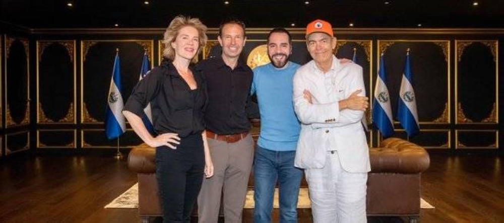 Bukele se reúne con Jeff Booth y directora de la Oficina Nacional del Bitcoin