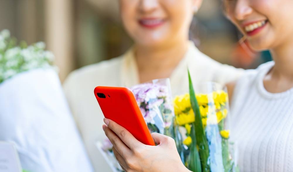 Banco Cuscatlán alerta sobre ciberseguridad en compras online por el día de la Madre