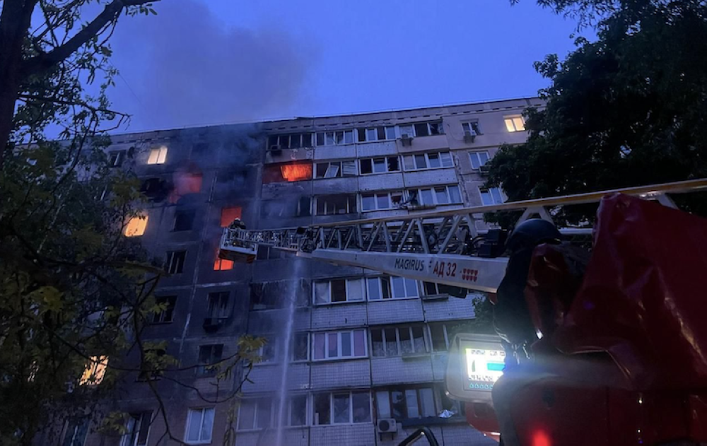 Trump dice que sigue hablando con Kiev y Moscú y pide buscar un alto el fuego de 30 días