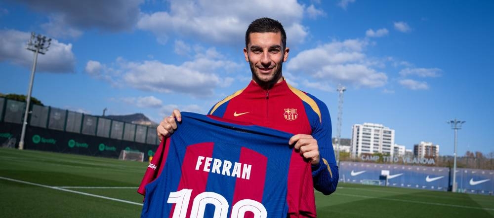 Ferran Torres: «Estar demasiado motivado en el Clásico puede jugar en tu contra»