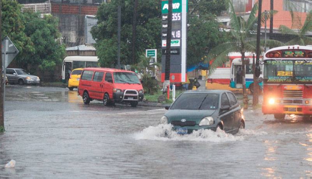 Medio Ambiente avisa de posibles inundaciones en el Área Metropolitana de San Salvador este sábado