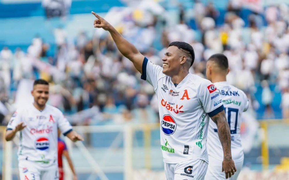 Alianza golea 4-0 a Cacahuatique y es el primer clasificado a semifinales