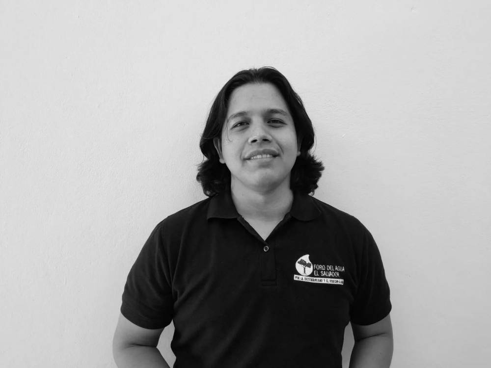 Denuncian arresto de abogado del Foro del Agua