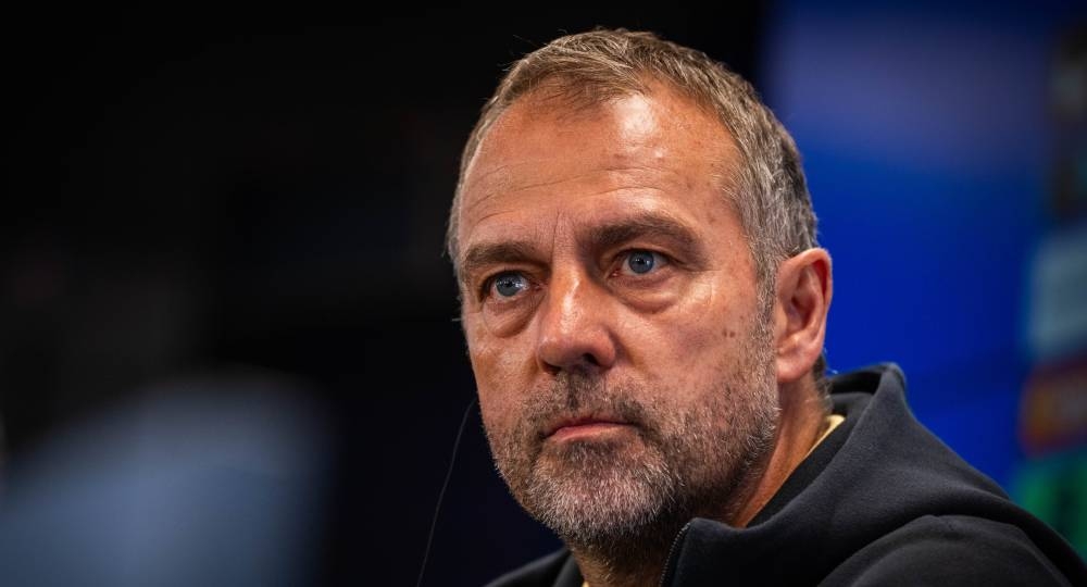 Hansi Flick: «No es una buena idea pensar en celebraciones; primero hay que ganar al Espanyol»