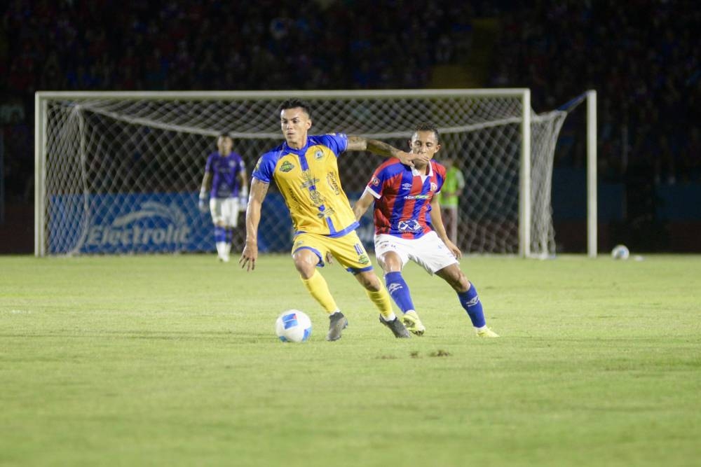 Municipal Limeño vence 2-1 a FAS en la ida de semifinales del Clausura 2025