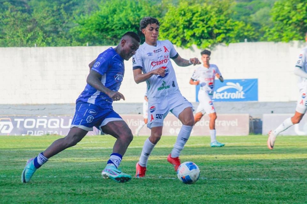 Alianza se impone 1-0 a Fuerte San Francisco y saca ventaja en la ida de semifinales