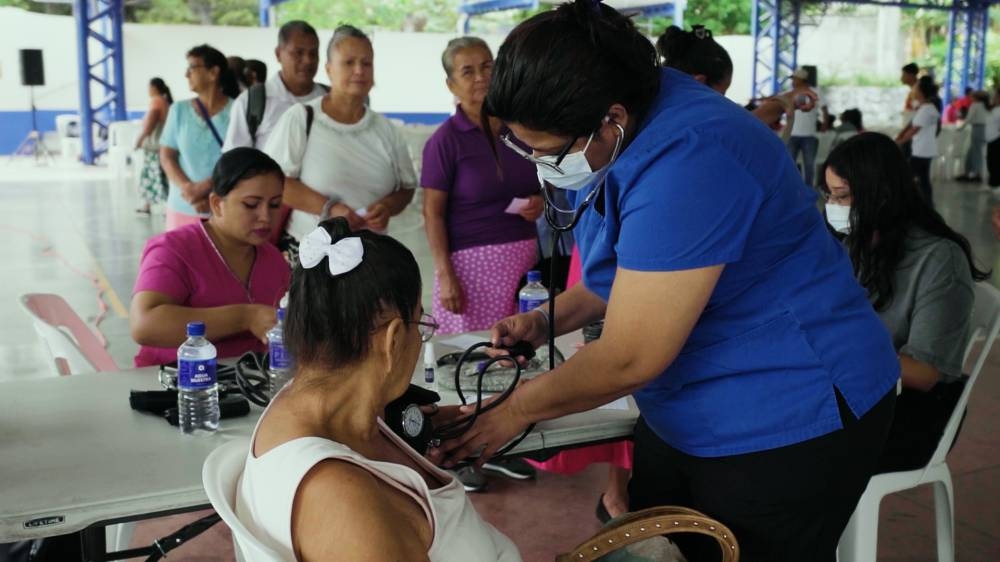 Feria Integra benefició a 3,000 salvadoreños en Chalchuapa este sábado