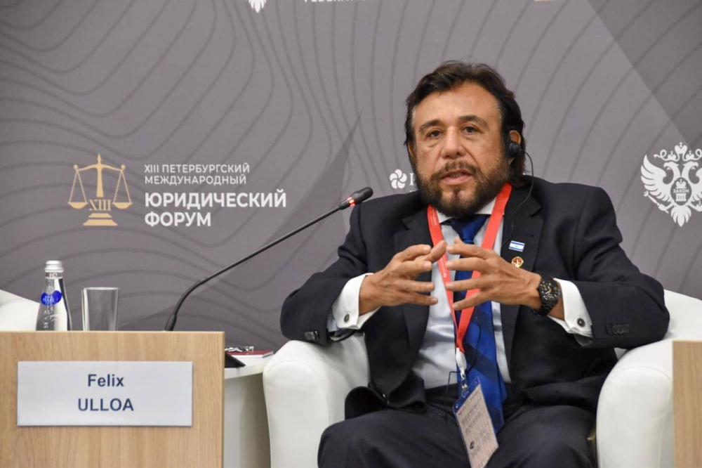 Félix Ulloa en Rusia asiste a foro que reúne a ministros de justicia, jueces y fiscales