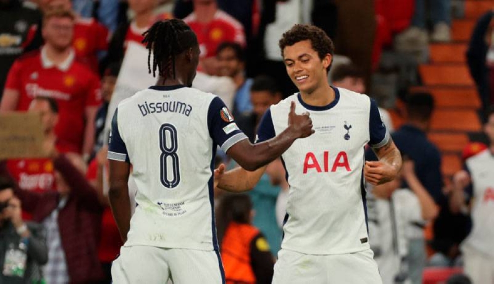 El Tottenham derrota al United y conquista la Europa league en San Mamés