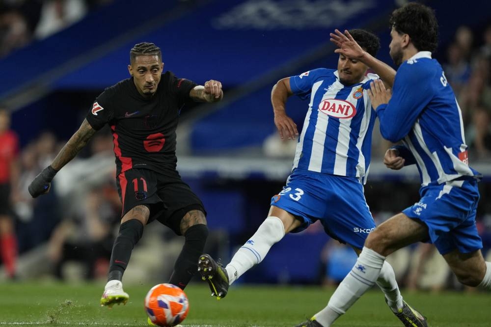 Raphinha renueva con Barcelona hasta 2028 tras gran temporada